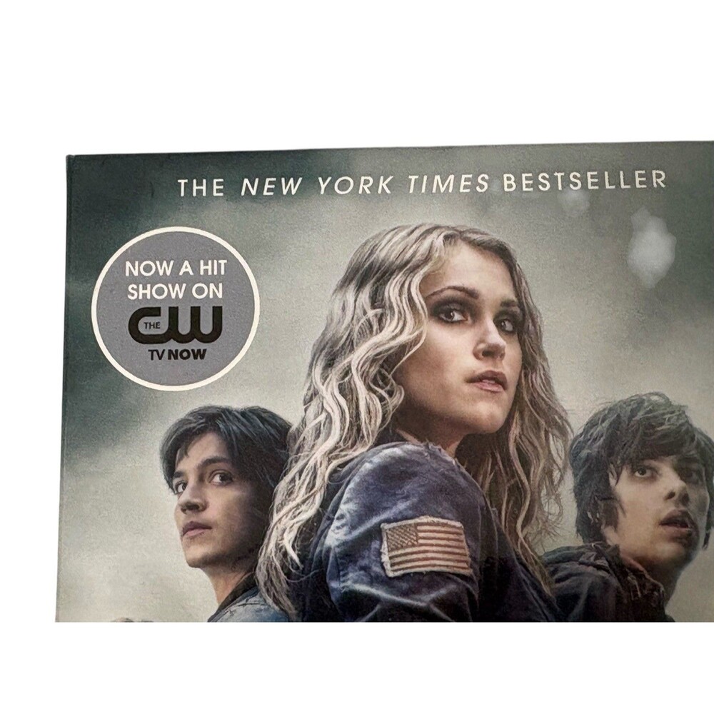The 100 Boxed Set by Kass Morgan: The 100, Day 21 & Homecoming 3 Books / Used - Picture 4 of 6